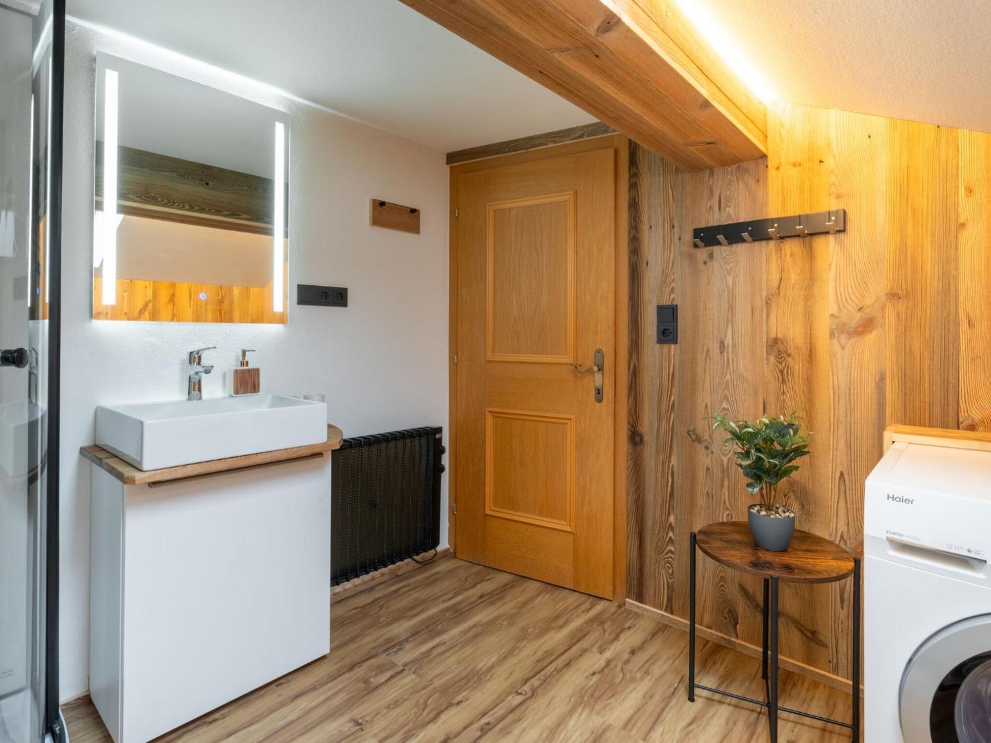 Comfortable Apartment In Salzburger Land Neukirchen am Grossvenediger Exterior photo